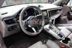 Ini Dia Tampang Asli Porsche Macan