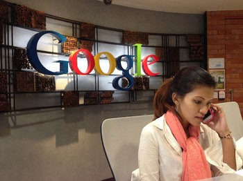 Menurut Rudy Ramawy, Country Head Google Indonesia, daerah Senayan dipilih karena lokasinya paling strategis.