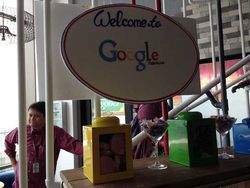 Makan Gratis di Warung Mbah Google