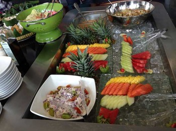 Di kantor ini, Google juga punya kantin yang tak pernah sepi dari makanan. Kantin ini punya nama Kantin Mbah Google     