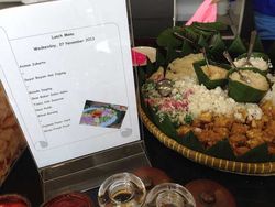 Makan Gratis di Warung Mbah Google