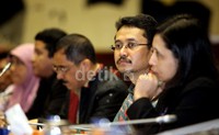 Undangan rapat kerja ini untuk melanjutkan pembahasan tentang tahapan pemilu, terutama mengenai masalah daftar pemilih tetap (DPT) yang belum beres.