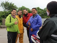 Selama perjalanan, peserta Road Warriors akan dipandu instruktur dari Jakarta Road Survival.