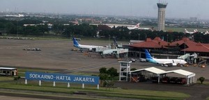 Industri Penerbangan Melesat, Pemerintah Telat