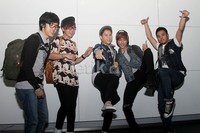 Gaya suka-suka SM*SH di depan kamera. Gus Mun/detikHOT.