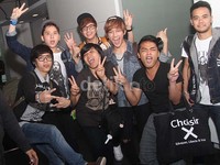 Keseruan SM*SH bersama manajer mereka. Gus Mun/detikHOT.