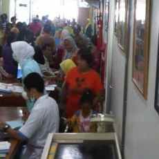 Dokter di RS Soewandhi Diimbau Tidak Mogok Kerja