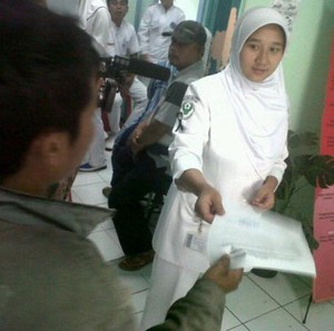 Solidaritas Kasus dr Ayu, Dokter RSHS Kompak Pasang Pita Hitam