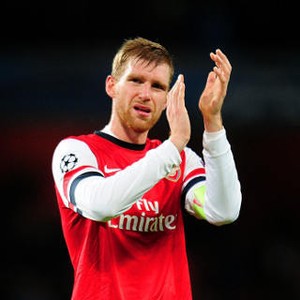 Mertesacker Berharap Kontrak Baru dari Arsenal