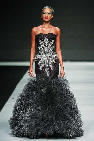 Jakarta, Indonesia - 23 Oktober 2013. Hengki Kawilarang DIVA. Jakarta Fashion Week 2014 at Senayan City. Jakarta. [Foto: Mohammad Abduh/Wolipop]