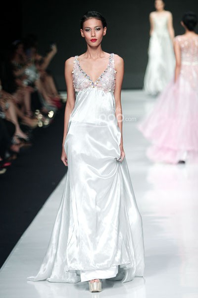 Jakarta, Indonesia - 23 Oktober 2013. Hengki Kawilarang DIVA. Jakarta Fashion Week 2014 at Senayan City. Jakarta. [Foto: Mohammad Abduh/Wolipop]