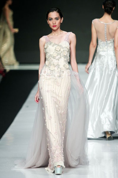 Jakarta, Indonesia - 23 Oktober 2013. Hengki Kawilarang DIVA. Jakarta Fashion Week 2014 at Senayan City. Jakarta. [Foto: Mohammad Abduh/Wolipop]