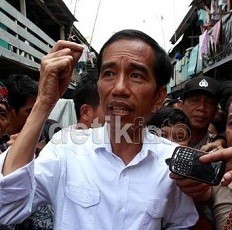 Jokowi Sebar Nomor HP dan Alamat Email ke Warga Jakarta