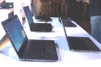 Berbeda dengan produk untuk konsumen rumahan, laptop khusus pebisnis HP dibuat dengan desain yang elegan dan dilengkapi sistem keamanan seperti fingerprint.