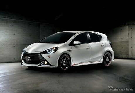 Aqua G Sports, Si Hybrid Kecil Bandel 