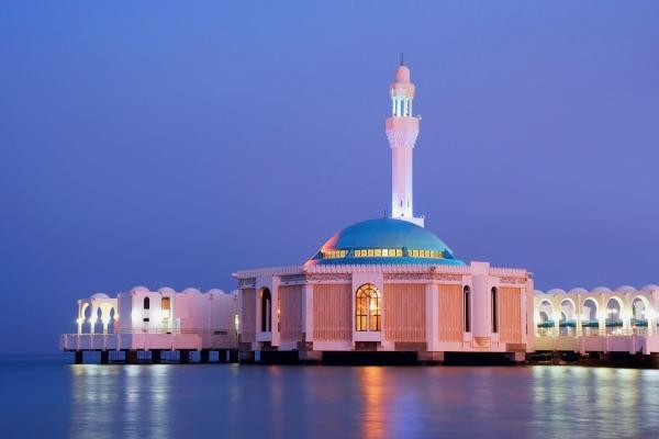 5 Masjid Ini Terapung di Laut