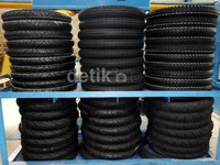 Ban-ban itu disebar ke berbagai daerah di seluruh Indonesia lewat 14 distributor resmi merek Kingland