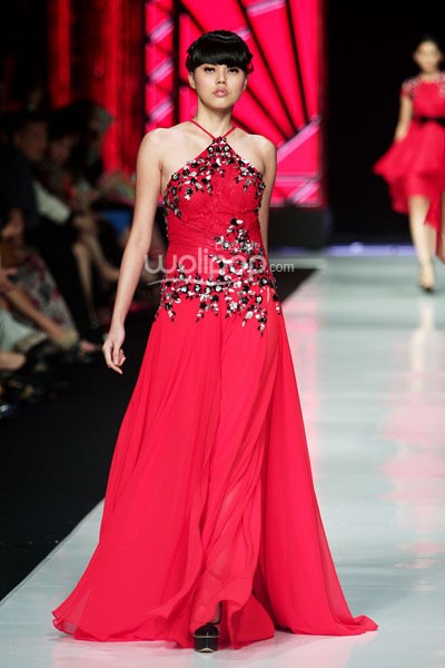 Jakarta, Indonesia - 23 Oktober 2013. Ivan Gunawan Beautyful Liar. Jakarta Fashion Week 2014 at Senayan City. Jakarta. [Foto: Mohammad Abduh/Wolipop]