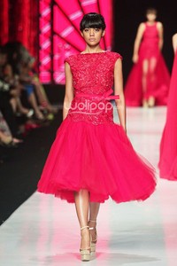 Jakarta, Indonesia - 23 Oktober 2013. Ivan Gunawan Beautyful Liar. Jakarta Fashion Week 2014 at Senayan City. Jakarta. [Foto: Mohammad Abduh/Wolipop]