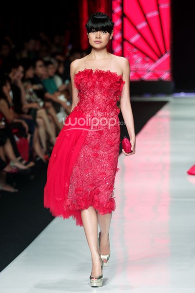 Jakarta, Indonesia - 23 Oktober 2013. Ivan Gunawan Beautyful Liar. Jakarta Fashion Week 2014 at Senayan City. Jakarta. [Foto: Mohammad Abduh/Wolipop]