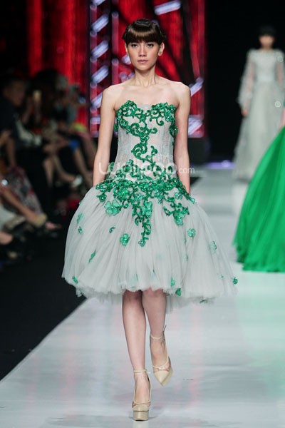 Jakarta, Indonesia - 23 Oktober 2013. Ivan Gunawan Beautyful Liar. Jakarta Fashion Week 2014 at Senayan City. Jakarta. [Foto: Mohammad Abduh/Wolipop]