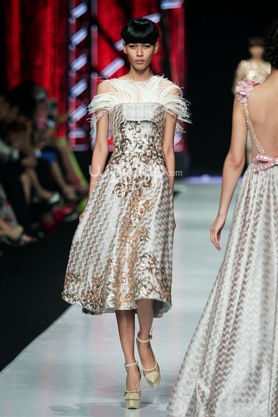 Jakarta, Indonesia - 23 Oktober 2013. Ivan Gunawan Beautyful Liar. Jakarta Fashion Week 2014 at Senayan City. Jakarta. [Foto: Mohammad Abduh/Wolipop]