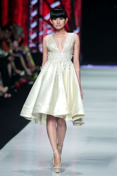 Jakarta, Indonesia - 23 Oktober 2013. Ivan Gunawan Beautyful Liar. Jakarta Fashion Week 2014 at Senayan City. Jakarta. [Foto: Mohammad Abduh/Wolipop]