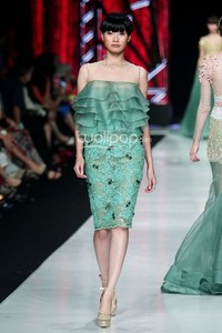 Jakarta, Indonesia - 23 Oktober 2013. Ivan Gunawan Beautyful Liar. Jakarta Fashion Week 2014 at Senayan City. Jakarta. [Foto: Mohammad Abduh/Wolipop]