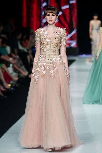 Jakarta, Indonesia - 23 Oktober 2013. Ivan Gunawan Beautyful Liar. Jakarta Fashion Week 2014 at Senayan City. Jakarta. [Foto: Mohammad Abduh/Wolipop]