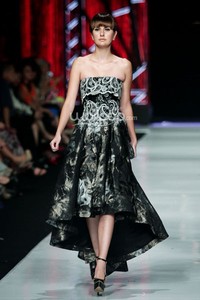 Jakarta, Indonesia - 23 Oktober 2013. Ivan Gunawan Beautyful Liar. Jakarta Fashion Week 2014 at Senayan City. Jakarta. [Foto: Mohammad Abduh/Wolipop]