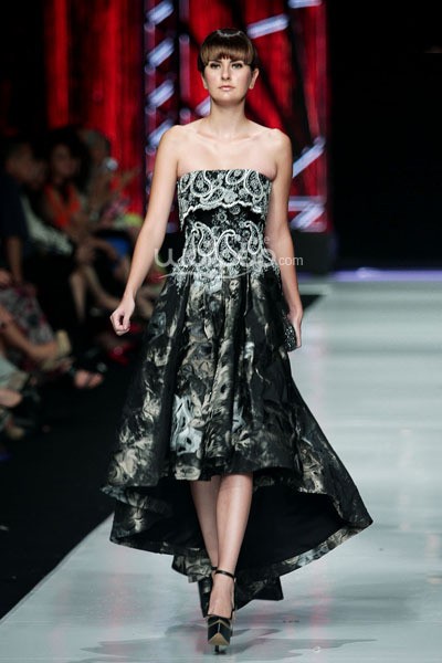 Jakarta, Indonesia - 23 Oktober 2013. Ivan Gunawan Beautyful Liar. Jakarta Fashion Week 2014 at Senayan City. Jakarta. [Foto: Mohammad Abduh/Wolipop]