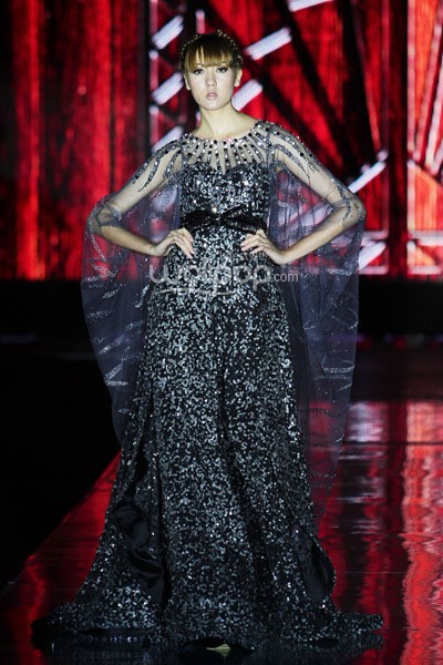 Jakarta, Indonesia - 23 Oktober 2013. Ivan Gunawan Beautyful Liar. Jakarta Fashion Week 2014 at Senayan City. Jakarta. [Foto: Mohammad Abduh/Wolipop]