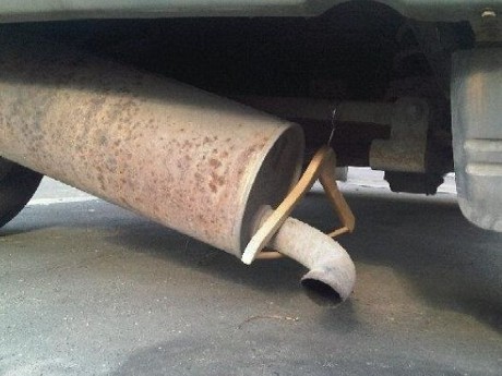 7 Tingkah Laku Edan Pemilik Mobil yang Enggan Masuk Bengkel