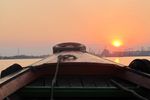 Seperti Ini Sunset Cantik di Sungai Musi