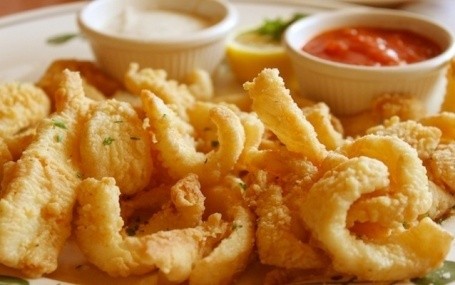 Suka Ayam Goreng atau Tempe Goreng? Cek Dulu Kandungan Kalorinya!