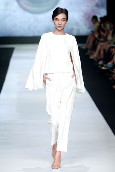 Jakarta, Indonesia - 23 Oktober. Kraton by Auguste Soesastro The Dutch Renaissance. Jakarta Fashion Week 2014 at Senayan City. 23 Oktober 2013. Jakarta. [Foto: Mohammad Abduh/Wolipop]