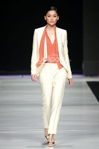 Jakarta, Indonesia - 24 Oktober. Hans Ubbink Spring/Summer 2014. Jakarta Fashion Week 2014 at Senayan City. 24 Oktober 2013. Jakarta. [Foto: Mohammad Abduh/Wolipop]