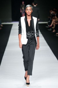 Jakarta, Indonesia - 24 Oktober. Hans Ubbink Spring/Summer 2014. Jakarta Fashion Week 2014 at Senayan City. 24 Oktober 2013. Jakarta. [Foto: Mohammad Abduh/Wolipop]