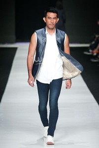 Jakarta, Indonesia - 24 Oktober. Hans Ubbink Spring/Summer 2014. Jakarta Fashion Week 2014 at Senayan City. 24 Oktober 2013. Jakarta. [Foto: Mohammad Abduh/Wolipop]