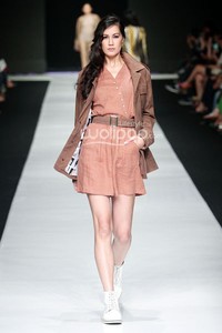 Jakarta, Indonesia - 24 Oktober. Hans Ubbink Spring/Summer 2014. Jakarta Fashion Week 2014 at Senayan City. 24 Oktober 2013. Jakarta. [Foto: Mohammad Abduh/Wolipop]