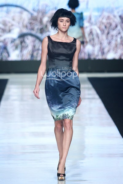 Jakarta, Indonesia - 23 Oktober 2013. Billy Tjong Leven. ERASMUS HUIS DUTCH RENAISSANCE. Jakarta Fashion Week 2014 at Senayan City. Jakarta. [Foto: Mohammad Abduh/Wolipop]