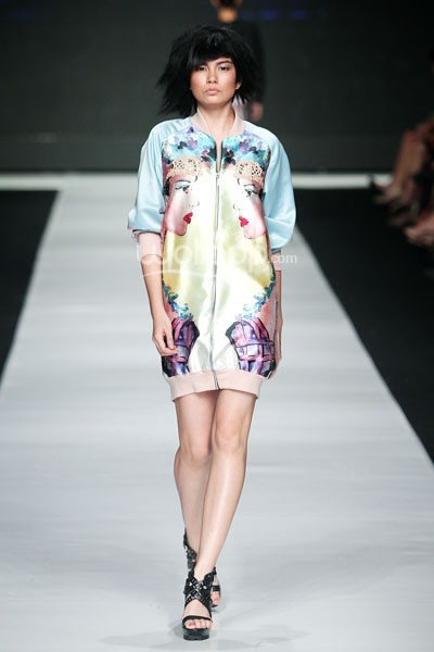 Jakarta, Indonesia - 23 Oktober 2013. Billy Tjong Leven. ERASMUS HUIS DUTCH RENAISSANCE. Jakarta Fashion Week 2014 at Senayan City. Jakarta. [Foto: Mohammad Abduh/Wolipop]