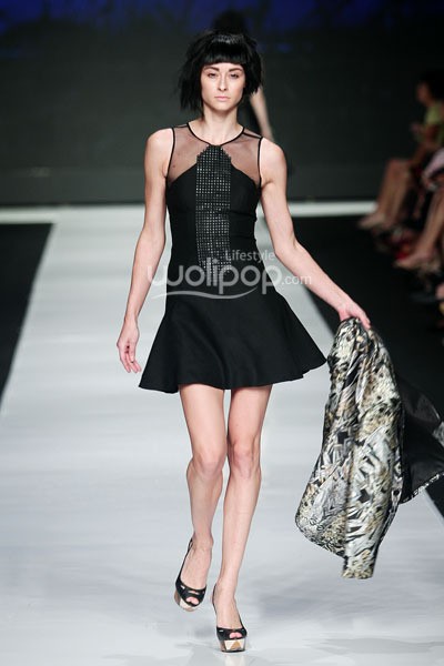 Jakarta, Indonesia - 23 Oktober 2013. Billy Tjong Leven. ERASMUS HUIS DUTCH RENAISSANCE. Jakarta Fashion Week 2014 at Senayan City. Jakarta. [Foto: Mohammad Abduh/Wolipop]