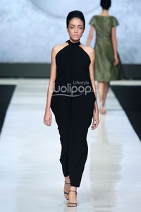 Jakarta, Indonesia - 23 Oktober. Kraton by Auguste Soesastro The Dutch Renaissance. Jakarta Fashion Week 2014 at Senayan City. 23 Oktober 2013. Jakarta. [Foto: Mohammad Abduh/Wolipop]