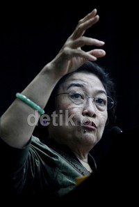 Seminar tersebut bertema Indonesia Menjawab Tantangan; Kepemimpinan Menjadi Bangsa Pemenang