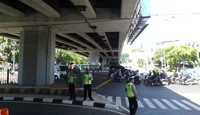 Program ini sebagai bentuk komitmen Pemerintah Jepang dan Toyota untuk ikut andil dalam mengurangi kemacetan di Jakarta setelah berkoordinasi dan riset mendalam bersama Dinas Perhubungan DKI Jakarta, ditemukan 30 titik simpul kemacetan di Jakarta, dan disepakati Simpang Mampang sebagai pilot project karena memiliki tingkat kepadatan lalulintas yang cukup tinggi.