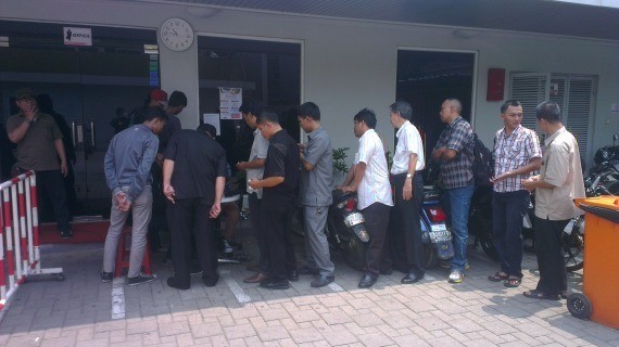 Banyak Peminat, Pemasangan RFID di Cikini Sempat Rusuh