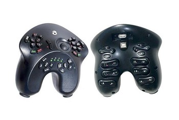     Siapa yang menduga kalau produk yang memiliki dua kaki ini adalah keyboard. Ya, ini adalah papan ketik yang dijanjikan bisa membuat penggunanya lebih nyaman dan bisa mengetik lebih cepat. Tapi nyatanya itu hanya sebatas teori. (Kredit foto: Digital Trends)