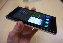 Perkenalkan, Jolla.. Calon Pembunuh Android
