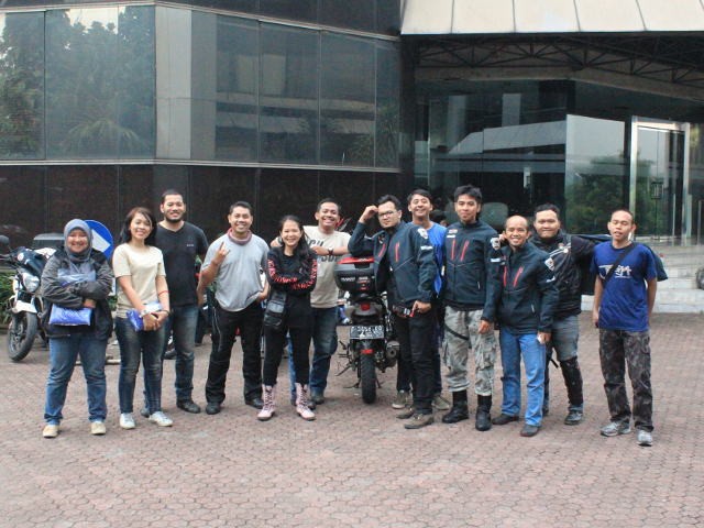 Mengintip Serunya Perjalanan Road Warriors